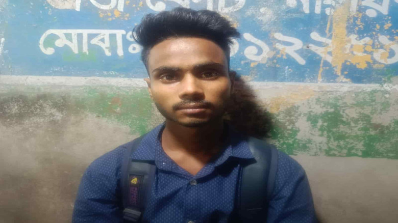 ফিল্ম স্টাইলে পরীক্ষার্থীর টাকা ও মোবাইল হাতিয়ে নেয় ব্লাকমেইলাররা