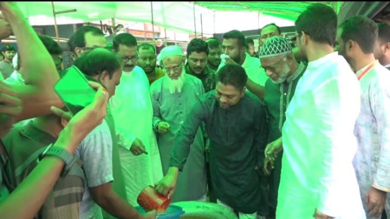 জিয়াউর রহমানের শাহাদাৎ বার্ষিকীতে ২০ হাজার মানুষের মাঝে খাবার বিতরণ