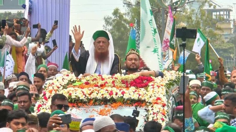 ঈদে মিলাদুন্নবী উপলক্ষে জশনে জুলুসে মানুষের ঢল
