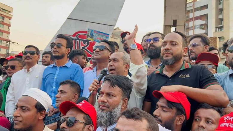 চাঁদাবাজ ও সন্ত্রাসীদের ব্যাপারে সতর্ক করলেন যুবদল নেতা সজল